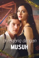 Di Ranjang dengan Musuh